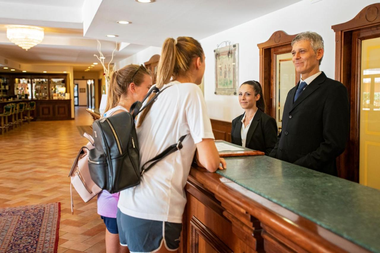 Fattoria La Principina Hotel & Congress Принчипина-Терра Экстерьер фото