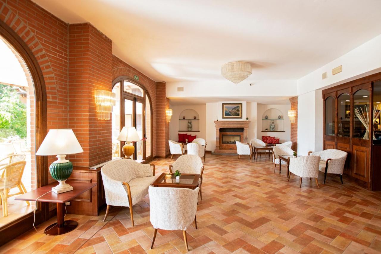 Fattoria La Principina Hotel & Congress Принчипина-Терра Экстерьер фото